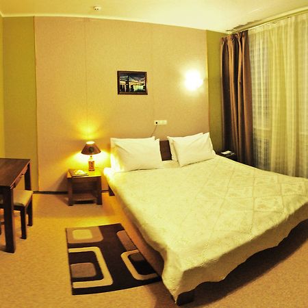 Hotel An-2 Харьков Экстерьер фото